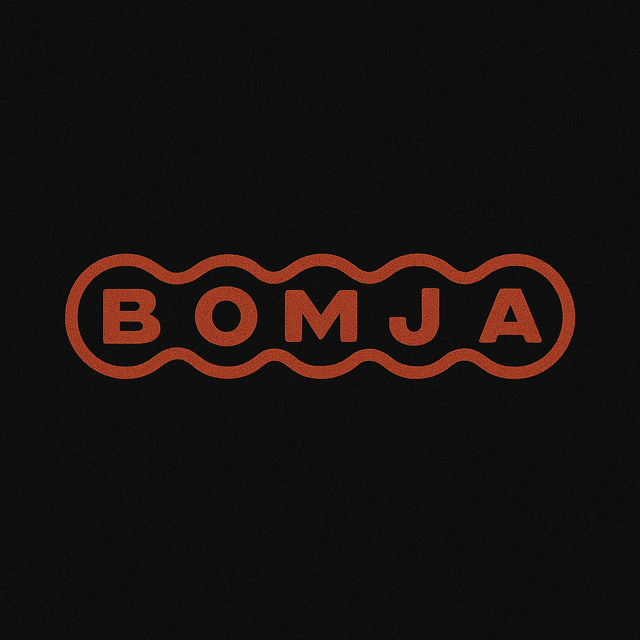 Audio Cover